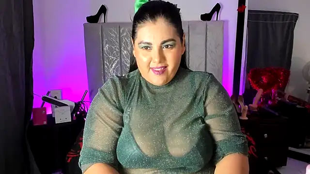 AndreaKinky online show from April 23, 10:45 pm