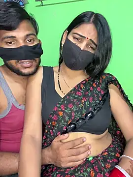 Snapshot of SEXY-SIMI-BHABI chatting on October 17, 9:45 am SEXY-SIMI-BHABI online show from October 17, 9:45 am