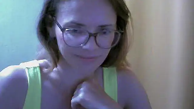Snapshot of SEA_Dream chatting on September 11, 5:52 am SEA Dream online show from September 11, 5:52 am