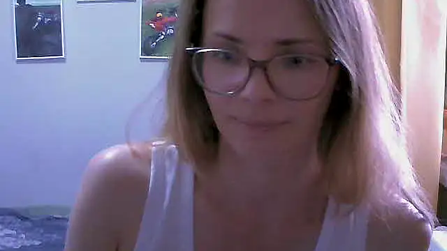 Snapshot of SEA_Dream chatting on September 12, 8:12 am SEA Dream online show from September 12, 8:12 am