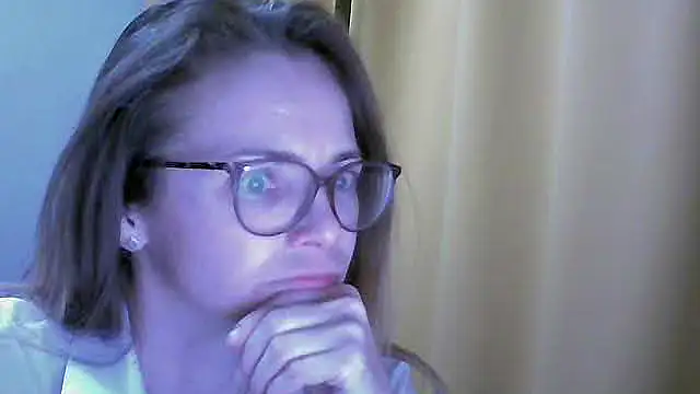 Snapshot of SEA_Dream chatting on October 21, 4:44 pm SEA Dream online show from October 21, 4:44 pm