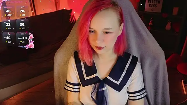 NaomiYoru online show from February 24, 8:40 pm