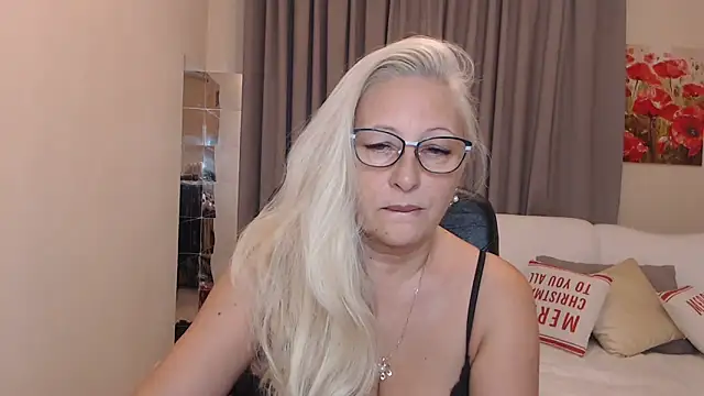 ValeriaSharm online show from November 12, 10:13 am