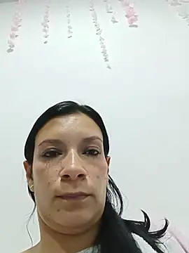 kim lebanon online show from July 10, 4:35 am