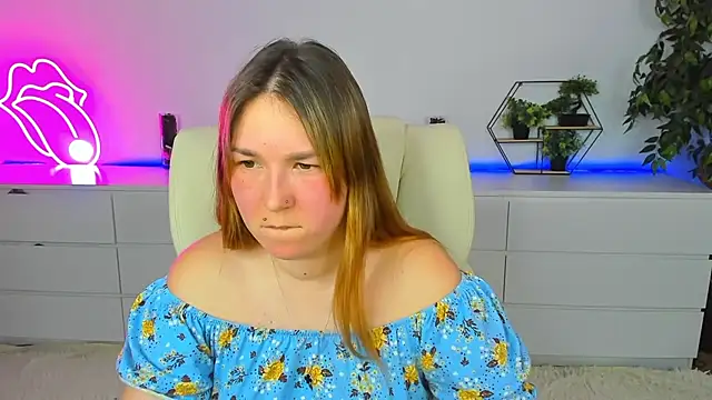 Sofii darling online show from February 1, 5:01 pm