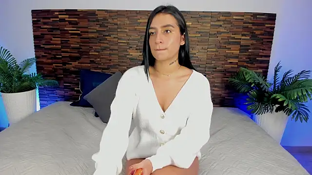 debra win online show from December 22, 3:26 pm