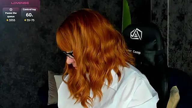 Snapshot of Michelle_Wilsson chatting on October 15, 8:06 am Michelle Wilsson online show from October 15, 8:06 am