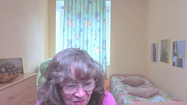 Betty Brick online show from April 9, 12:10 pm