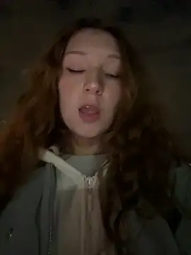 Snapshot of katexxxx chatting on October 3, 4:34 pm katexxxx online show from October 3, 4:34 pm