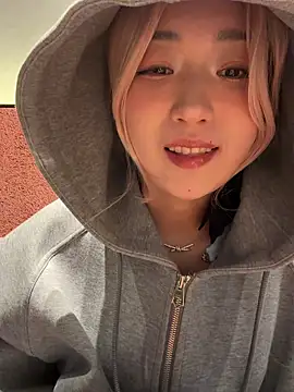 winter11 online show from January 15, 7:36 am