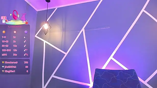 bianca vega  online show from April 24, 12:30 pm