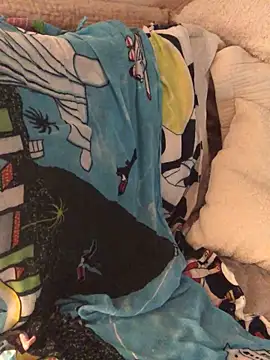 MusaAyla online show from November 18, 9:27 pm