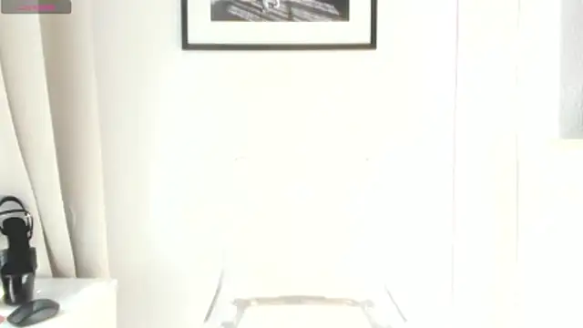 sugarburn online show from April 24, 12:30 pm