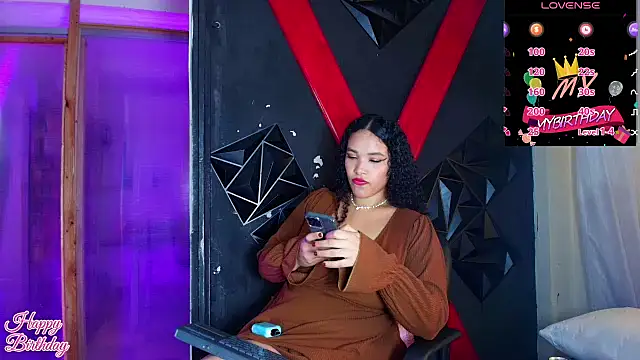 ivonne diaz1 online show from March 4, 8:15 pm