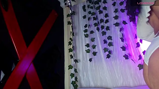 ivonne diaz1 online show from November 25, 2:25 am