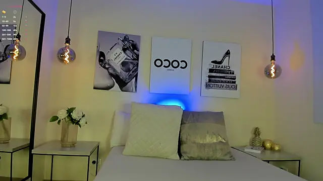 Samantha hotly online show from April 23, 1:57 pm