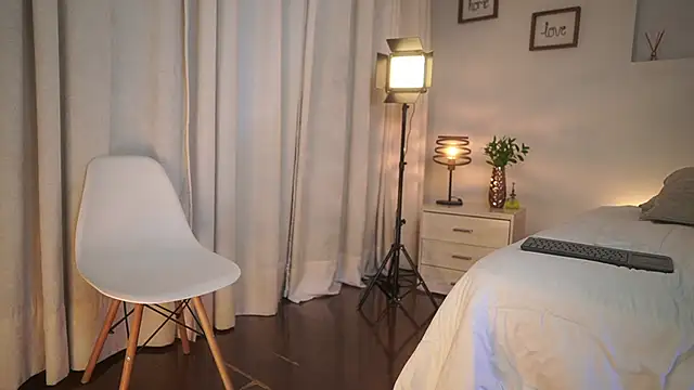 ximena cortez 03 online show from February 17, 12:32 am