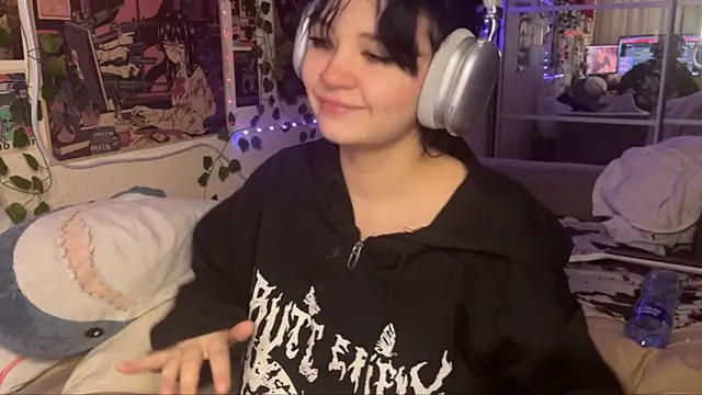 Snapshot of nikoli_naw chatting on October 16, 10:01 pm nikoli naw online show from October 16, 10:01 pm