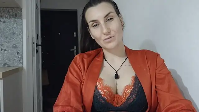 DonnaAmore online show from March 23, 9:21 pm