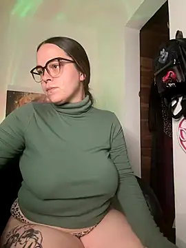 MamaSpicy online show from October 5, 5:07 pm