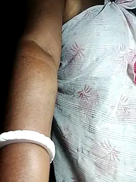 Nude-Priya2 online show from September 28, 10:31 am