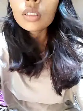 queen girl  online show from September 29, 6:29 am