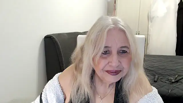 SusiLifeXXX online show from April 23, 8:11 pm