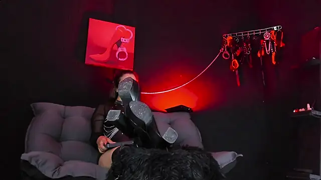 isabellestone online show from April 22, 2:52 am