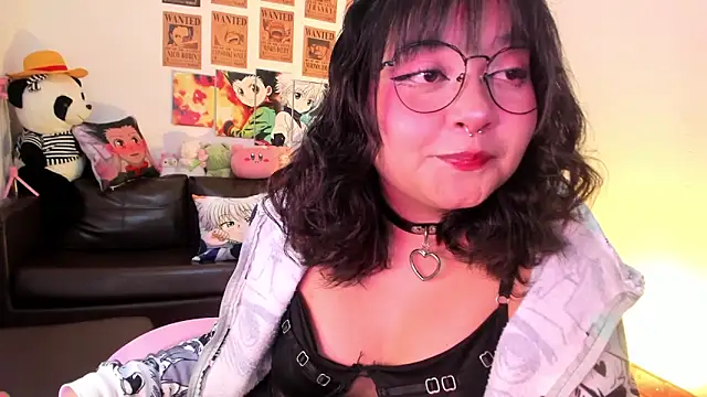 Lolii Zoe online show from November 21, 12:01 am