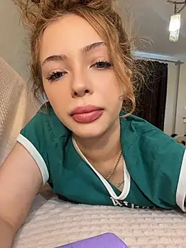 Hannah xBaby online show from June 17, 9:32 am