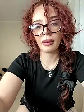 Hannah xBaby online show from October 16, 2:20 pm