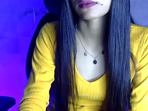 Snapshot of Shizuka_11 chatting on October 25, 7:21 pm Shizuka 11 online show from October 25, 7:21 pm