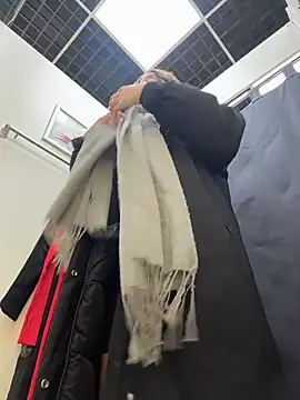 DollyTall online show from November 14, 9:42 am