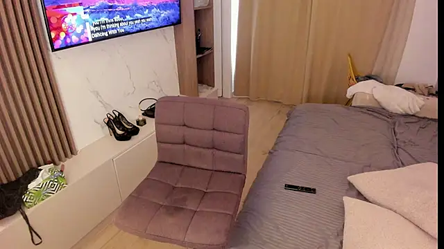 BonerBarbie online show from October 11, 6:07 am