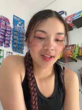 Camilla Miller01 online show from April 16, 8:30 pm