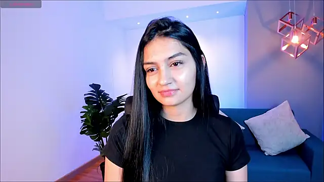 AidaJones online show from April 9, 1:05 pm