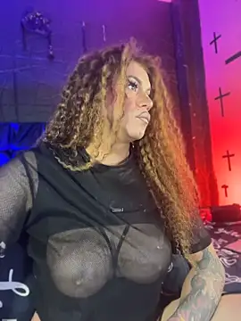 hi lucy online show from April 26, 5:21 pm