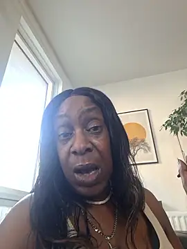 Ebony-SultryX online show from March 18, 2:44 pm