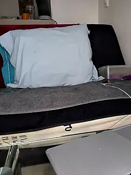 Volcaniiia online show from April 19, 6:10 pm