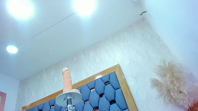 crystal sm online show from April 23, 3:14 am