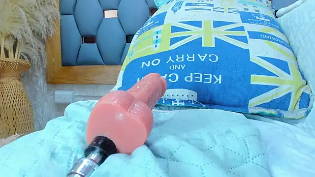 crystal sm online show from February 5, 7:00 am