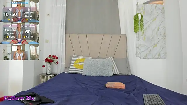 Lady miss    online show from April 21, 2:02 pm