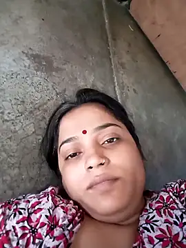 Snapshot of Trisha_71 chatting on September 28, 6:20 am Trisha 71 online show from September 28, 6:20 am