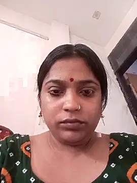 Snapshot of Trisha_71 chatting on October 20, 6:49 am Trisha 71 online show from October 20, 6:49 am