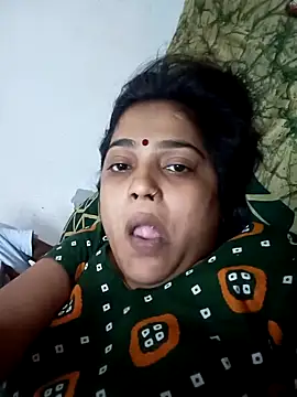 Snapshot of Trisha_71 chatting on October 1, 9:47 am Trisha 71 online show from October 1, 9:47 am