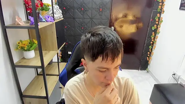  Hannah Hot online show from April 21, 2:51 am