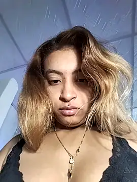 shanell saenz online show from February 22, 2:12 am