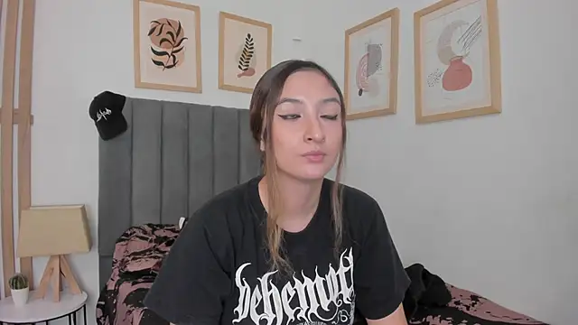 Alice Dickinssonn online show from January 14, 8:58 pm