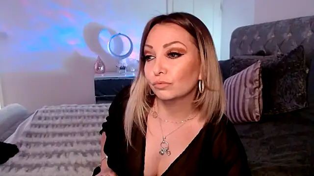 AngeleyesUK online show from November 23, 12:57 am