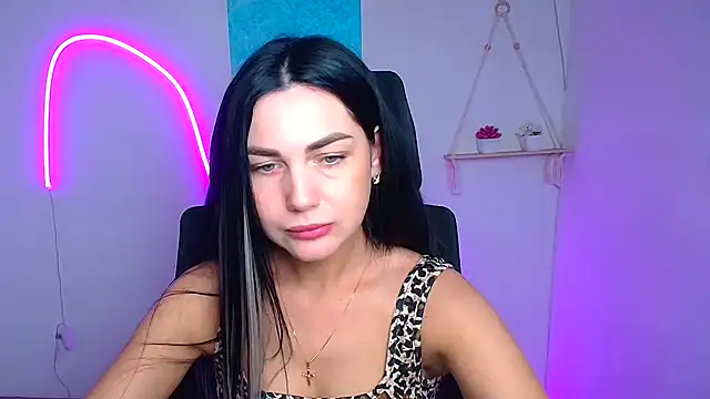 Lune Moon online show from March 12, 12:41 pm